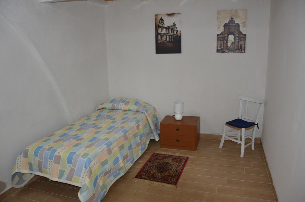 Casa Vacanze Scurati Villa กุสโตนาชี ห้อง รูปภาพ